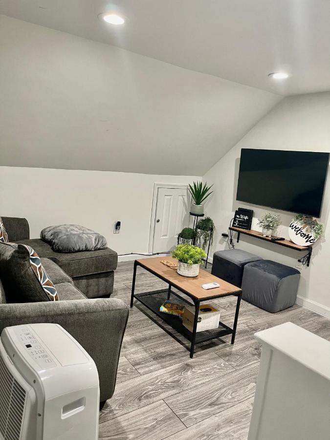 Cozy 1Br Apt In Elizabeth -10 Min To Ewr Airport & 30 Min To Nyc Appartement Buitenkant foto
